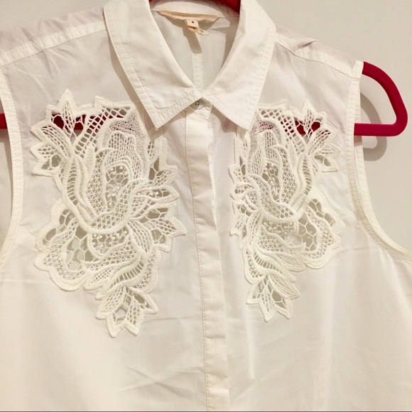 White Medallion Poplin Top - Picture 5 of 5